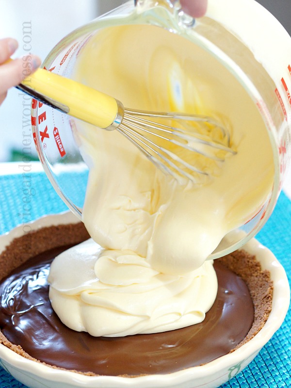 vanilla pudding cream pie