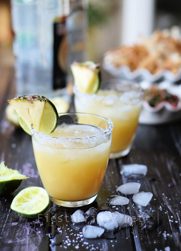 Pineapple Margarita | FiestaFriday.net