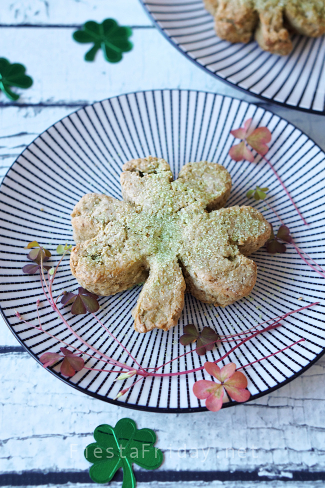 Matcha Shamrock Scones | FiestaFriday.net