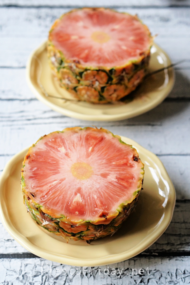 Pink Pineapple | FiestaFriday.net