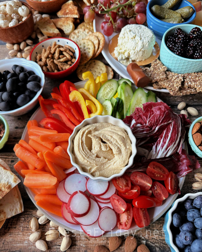 Grazing Table | FiestaFriday.net