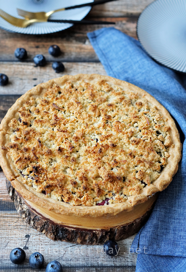 Mixed Berry Pie with Keto Crumble Topping | FiestaFriday.net