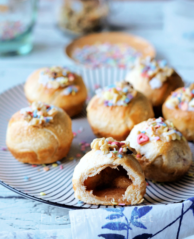 Empty Tomb Rolls | FiestaFriday.net