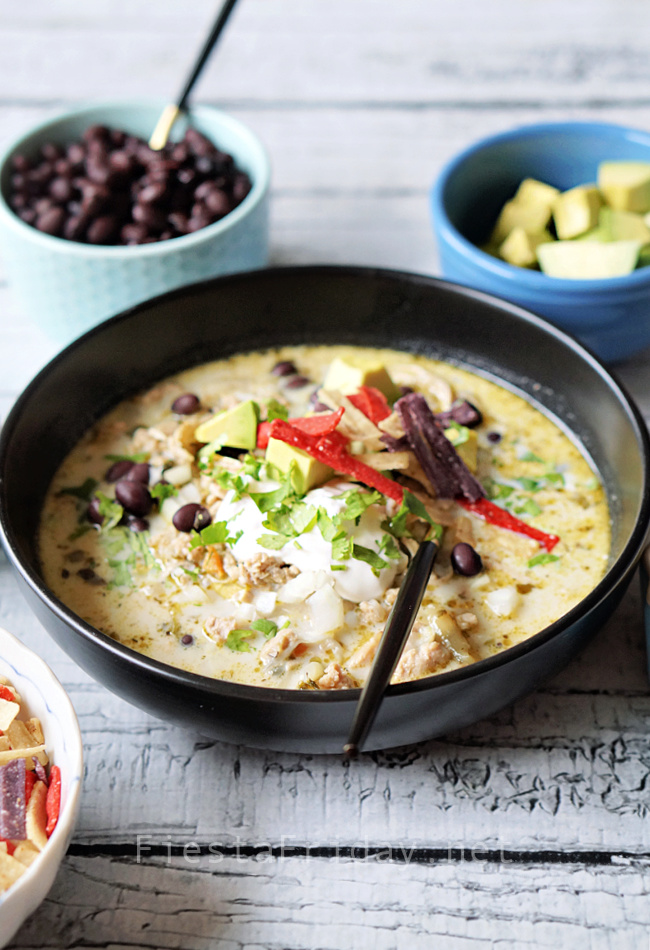 White Chili | FiestaFriday.net